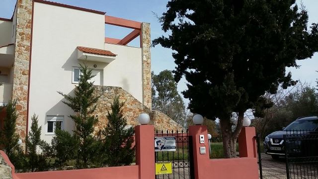 Φώτο-σπίτι 201113122435, Φωτογραφία 2,   προς πώληση