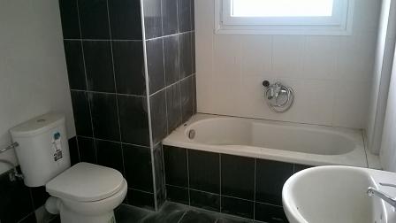 Μπαρμπούσι Ν. Σκιώνη μπάνιου